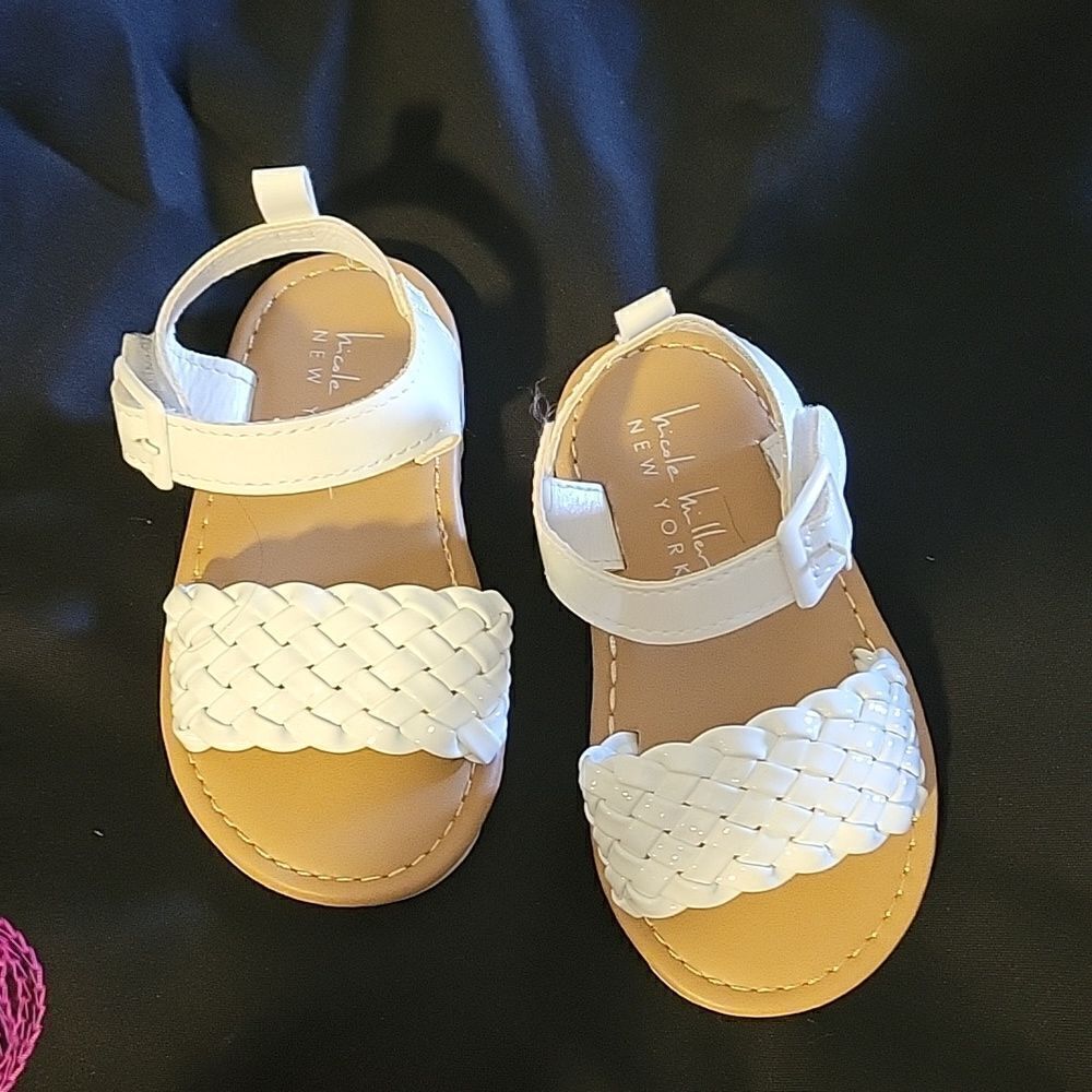 Nicole Miller New York size 5